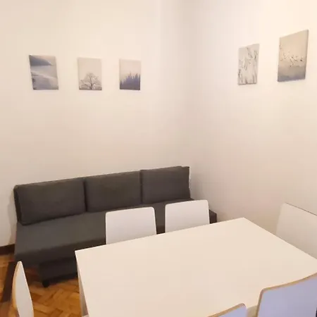 Apartman Doc *